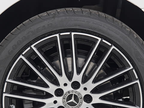 2026�� C 260 L �˶������