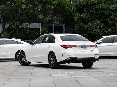 2026�� C 260 L �˶������