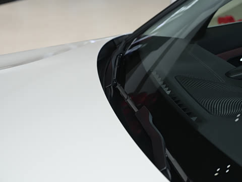 2026�� 325Li M�˶���װ