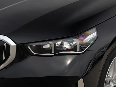 2026�� �Ŀ� 525Li ������װ