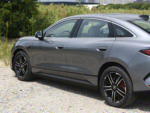 2025�� EV 545KM������