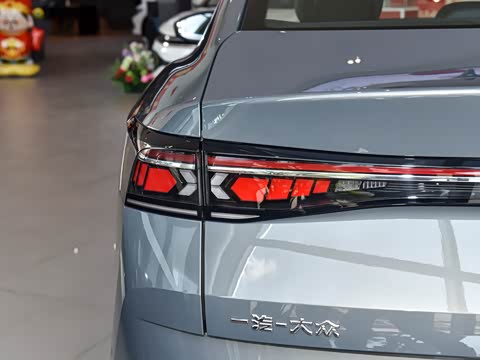 2026�� 380TSI DSG���������