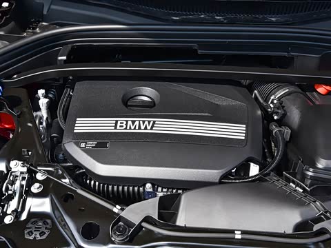 2026�� sDrive25i M�˶���װ