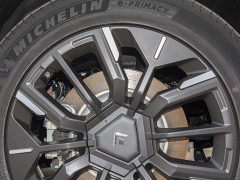 2025�� 825 Pro��