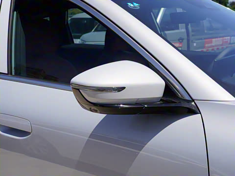 2026�� 2.0TD �Զ���Ӣ 5��