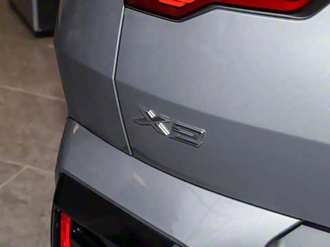 2025�� sDrive25i M�˶���װ