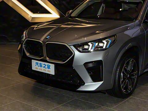 2025�� sDrive25i M�˶���װ