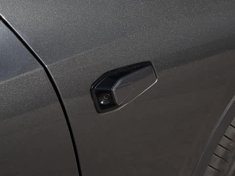 2026�� 550Max��ΪǬ��ADS SE��