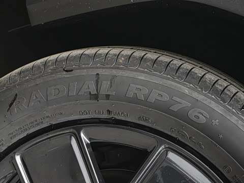 2025�� 215Զ�а�