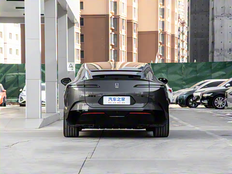 2026�� Ultra ���������