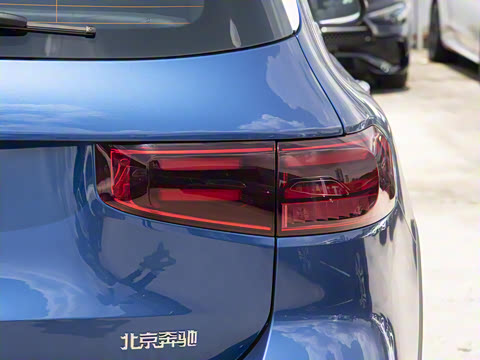 2025�� GLB 220 ʱ����