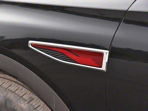 2025�� 2.0T PHEV ��������� 7��