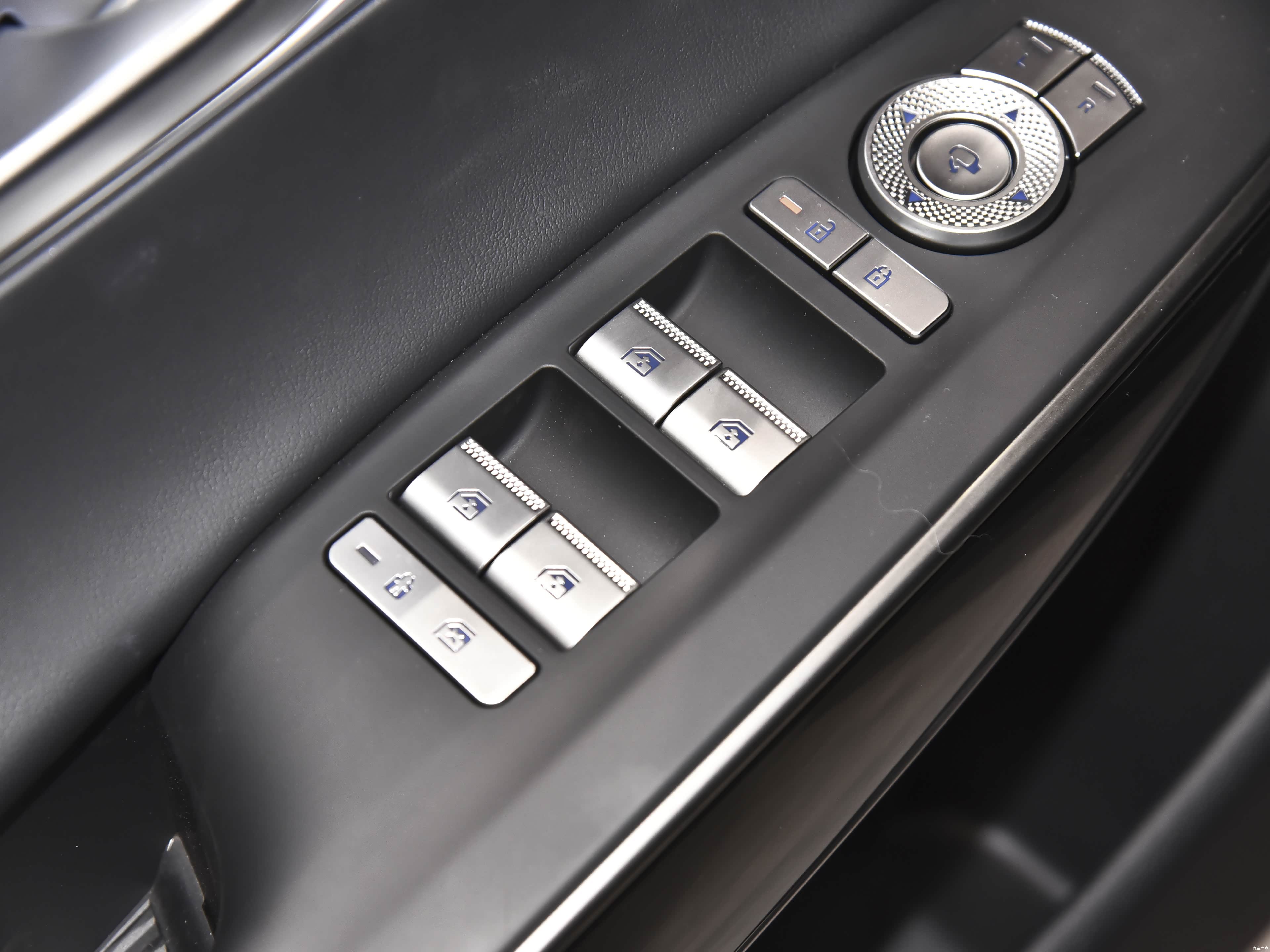 Genesis GV70, миниатюра 22