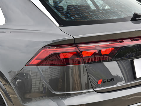 2026�� 4.0 TFSI 
