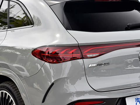 2024�� EQE 53 4MATIC+