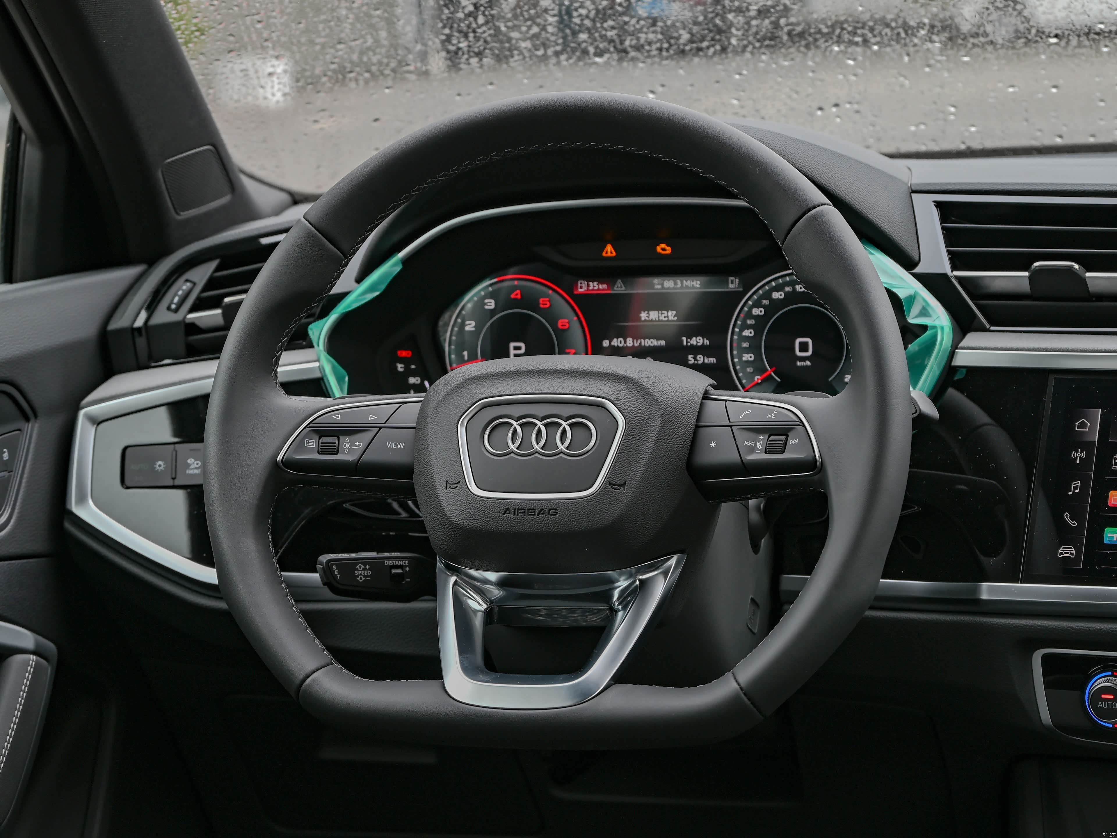 Audi Q3, миниатюра 17