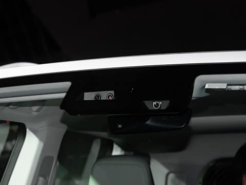 2025�� Ԫ�����а�