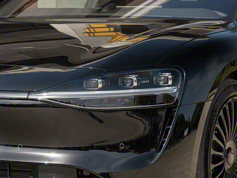 2025�� ���� Ultra��������