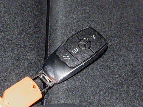 2025�� �Ŀ� CLA 220