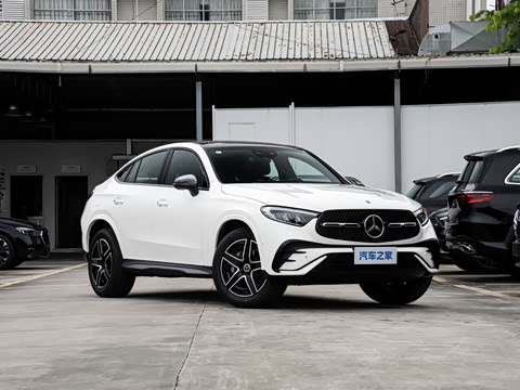2026�� �Ŀ� GLC 260 4MATIC ����SUV