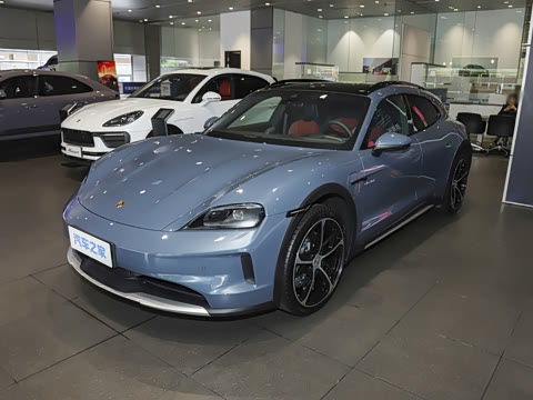 2026�� Taycan 4 Cross Turismo