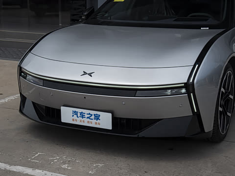 2025�� 702 ������ Ultra