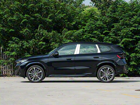 2025�� xDrive25Li M�˶���ҹ��װ