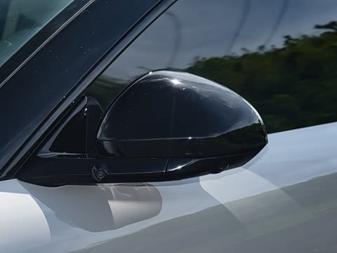 2025�� 240����Ultra