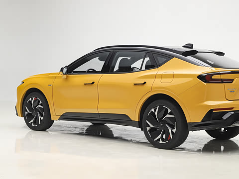 2026�� 2.0T EcoBoost  E �춯  �˶��� ST-Line