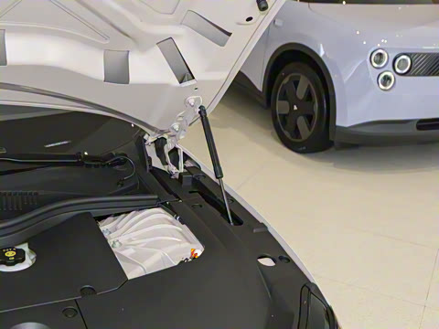 2025�� 100kWh Touring