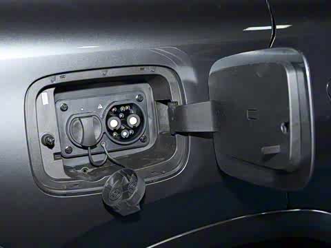 2025�� 185KM�����