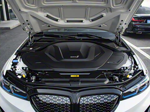 2026�� eDrive 40 L ��ҹ�˶���װ