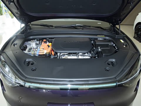 2025�� ���� Ultra�� 52kWh 6����