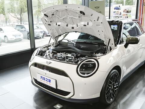 2025�� PAUL SMITH ���ʦ��