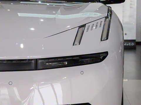 2025�� 240����Ultra