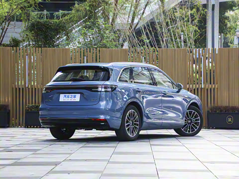 2025�� ���� Pro