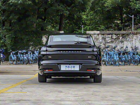 2025�� 550������