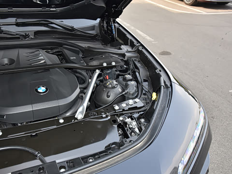 2026�� 740Li ������ M�˶���װ