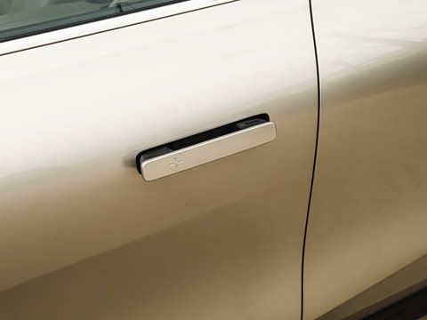 2026�� 225km EM-i Զ�����ǺӰ�