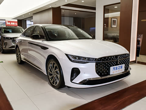 2025�� 2.0T ���ݰ�