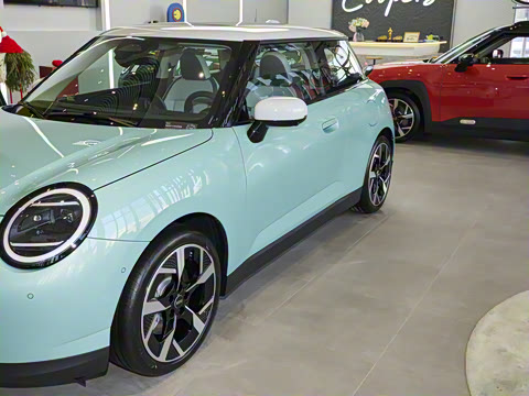 2026�� 463km COOPER SE ������