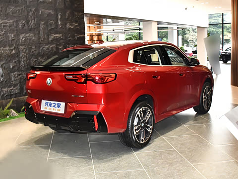 2025�� sDrive25i M�˶���װ