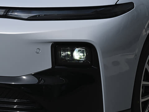 2027�� 670������
