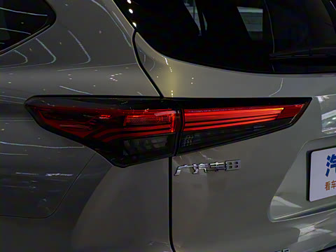 2026�� 2.5L���ܵ��˫������������ 7��