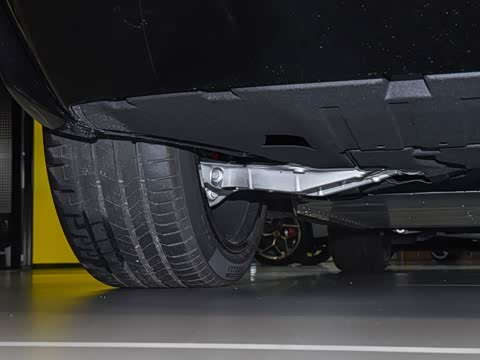 2026�� 600 SE 5��