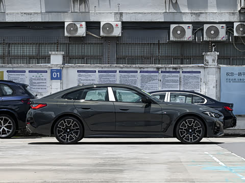 2026�� 430i Gran Coupe M�˶���ҹ��װ
