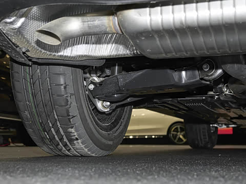 2026�� GLC 260 L 4MATIC ������