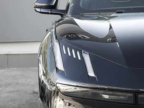 2025�� 240����Ultra H5