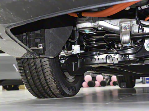 2025�� EV �Ǽݰ� 600 ���������