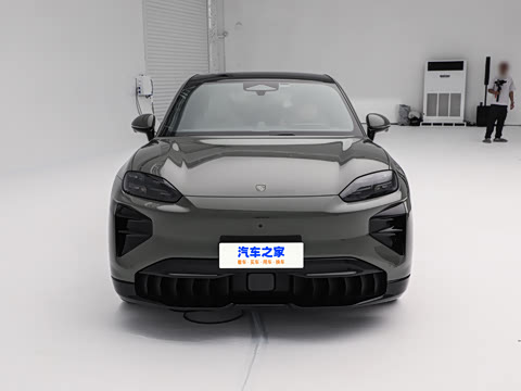 2026�� Cayenne Coup�� Turbo Electric